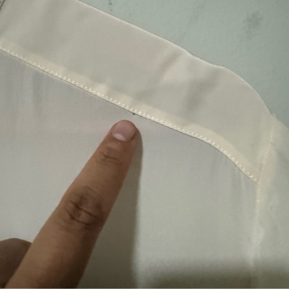 Vince Mixed Media Silk Linen Back Long Sleeve Button Down
Blouse Size Small - Picture 4 of 9